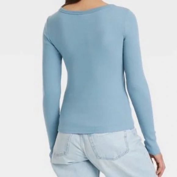 Ribbed Scoop Neck Long Sleeve - Picture 4 of 6